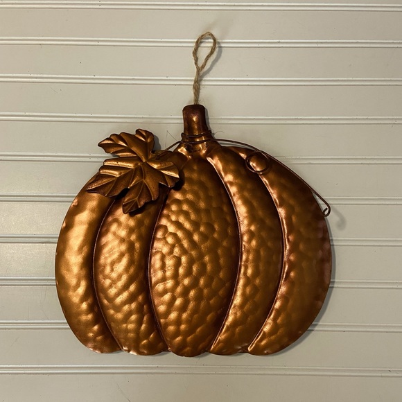 Pair of Copper Color Metal Pumpkin Wall Hanging/Table Top Deco 13 W x 12 H New - Picture 2 of 5